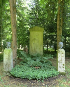 Hrob W. Wiena